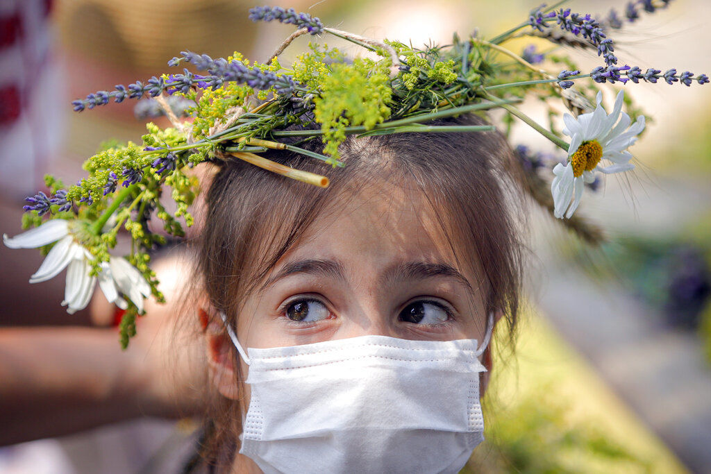 APTOPIX Virus Outbreak Romania Traditions